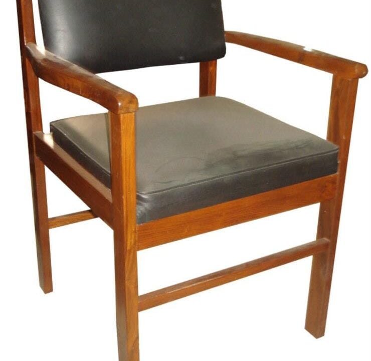 Teacher Chair 06